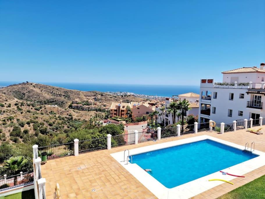 מיחאס Las Palmeras Seaviews מראה חיצוני תמונה