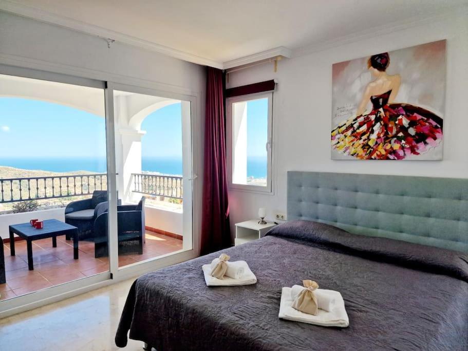 מיחאס Las Palmeras Seaviews מראה חיצוני תמונה